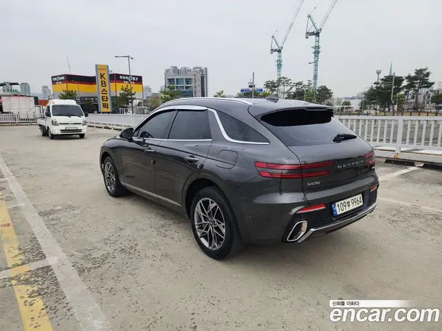 Genesis GV70 2023 2.5 автомат (гидро), миниатюра 4 Genesis GV70 2023 2.5 автомат (гидро), миниатюра 4