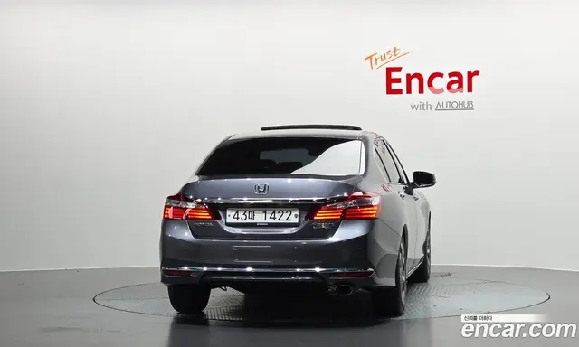 Honda Accord 2017 2.4 автомат (гидро), миниатюра 4 Honda Accord 2017 2.4 автомат (гидро), миниатюра 4