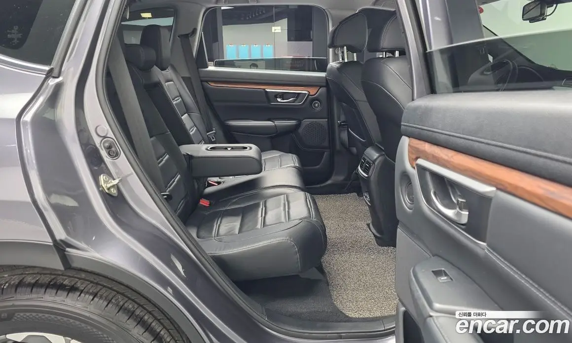 Honda CR-V 2019 1.5 автомат (гидро), фото 13 Honda CR-V 2019 1.5 автомат (гидро), фото 13