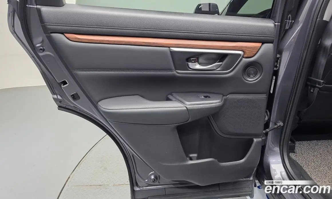 Honda CR-V 2019 1.5 автомат (гидро), фото 19 Honda CR-V 2019 1.5 автомат (гидро), фото 19