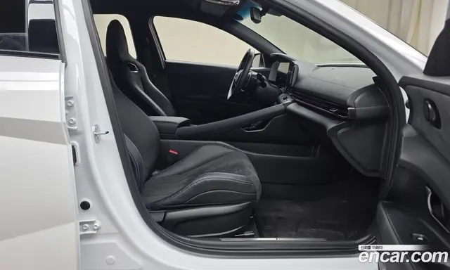Hyundai Avante 2025 2.0 автомат (гидро), миниатюра 11