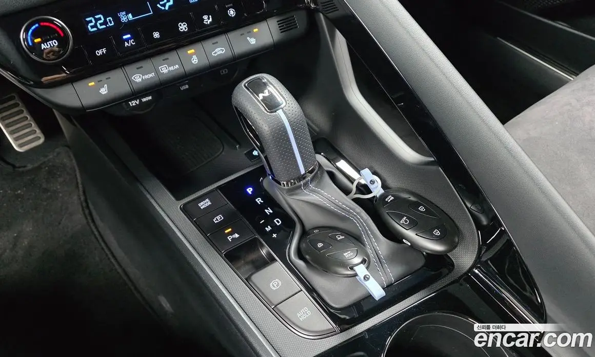 Hyundai Avante 2025 2.0 автомат (гидро), фото 9