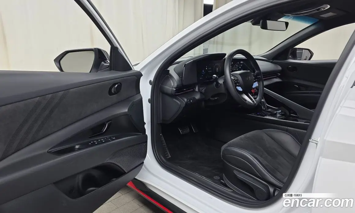 Hyundai Avante 2025 2.0 автомат (гидро), фото 10