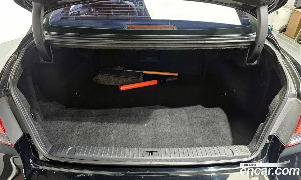 Hyundai Grandeur 2008 2.7 автомат (гидро), фото 20