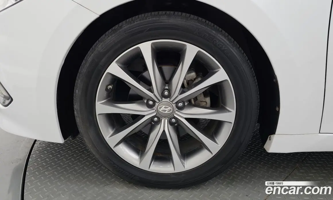 Hyundai Grandeur 2014 2.4 автомат (гидро), фото 4