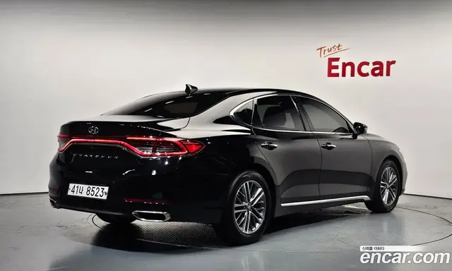 Hyundai Grandeur 2017 2.4 автомат (гидро), миниатюра 2