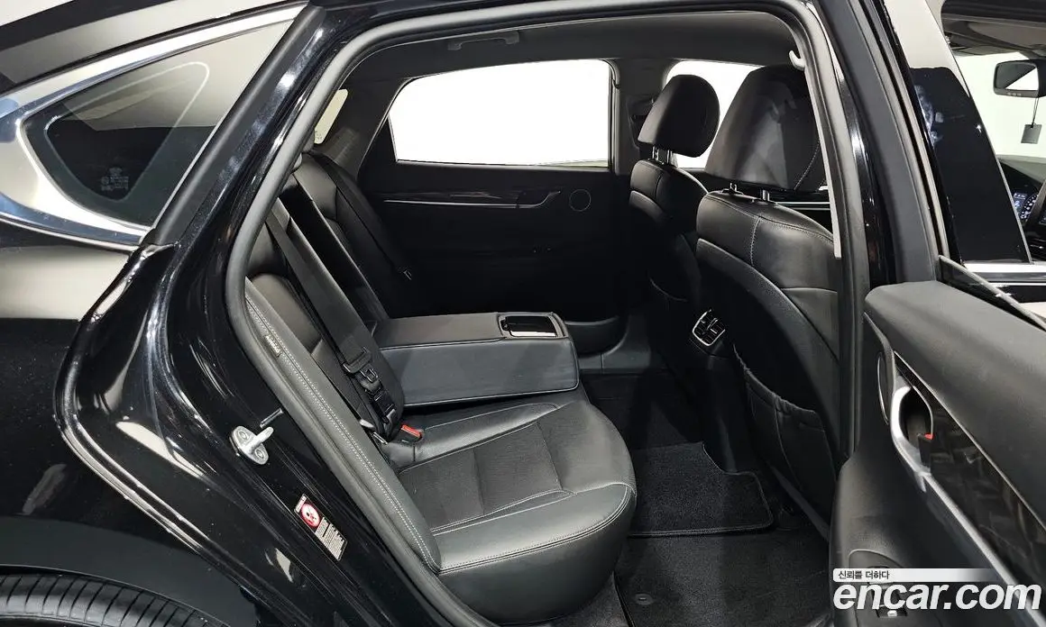 Hyundai Grandeur 2017 2.4 автомат (гидро), фото 11