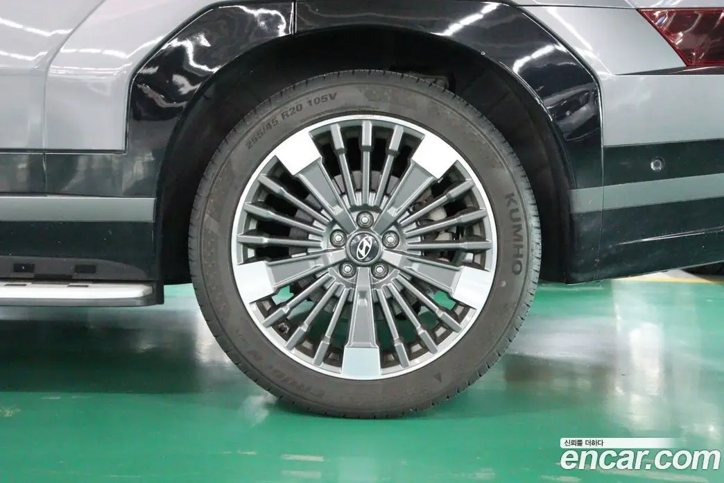 Hyundai Santa Fe 2023 1.6 автомат (гидро), фото 20