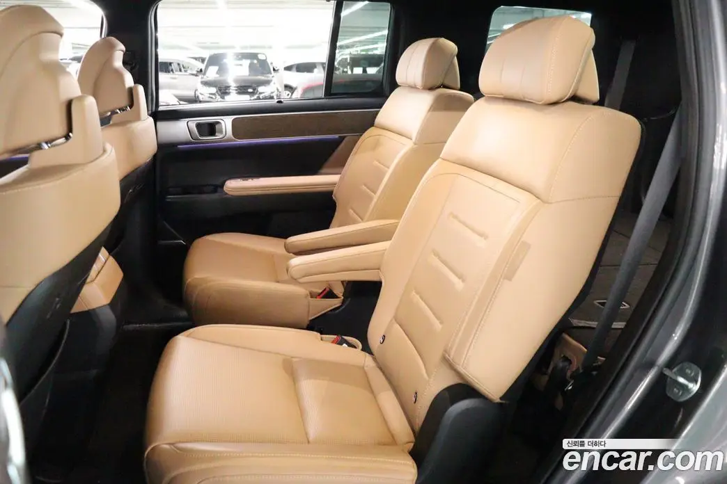 Hyundai Santa Fe 2023 1.6 автомат (гидро), фото 7