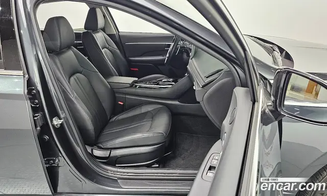 Hyundai Sonata 2021 2.0 автомат (гидро), миниатюра 10 Hyundai Sonata 2021 2.0 автомат (гидро), миниатюра 10