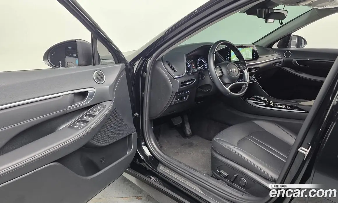 Hyundai Sonata 2022 2.0 автомат (гидро), фото 10 Hyundai Sonata 2022 2.0 автомат (гидро), фото 10