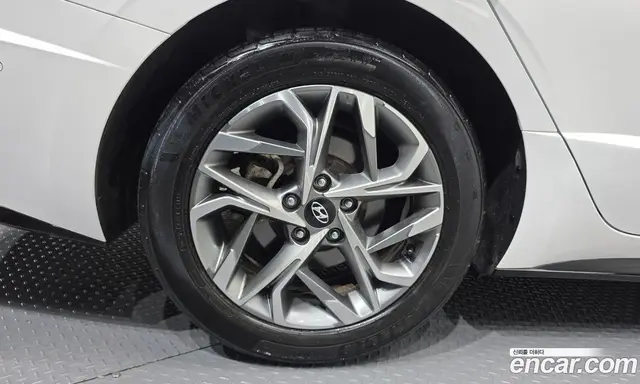 Hyundai Sonata 2022 2.0 автомат (гидро), миниатюра 5 Hyundai Sonata 2022 2.0 автомат (гидро), миниатюра 5