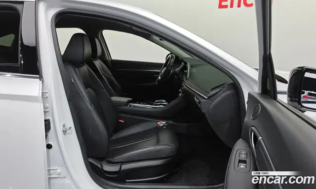 Hyundai Sonata 2022 2.0 автомат (гидро), миниатюра 10 Hyundai Sonata 2022 2.0 автомат (гидро), миниатюра 10