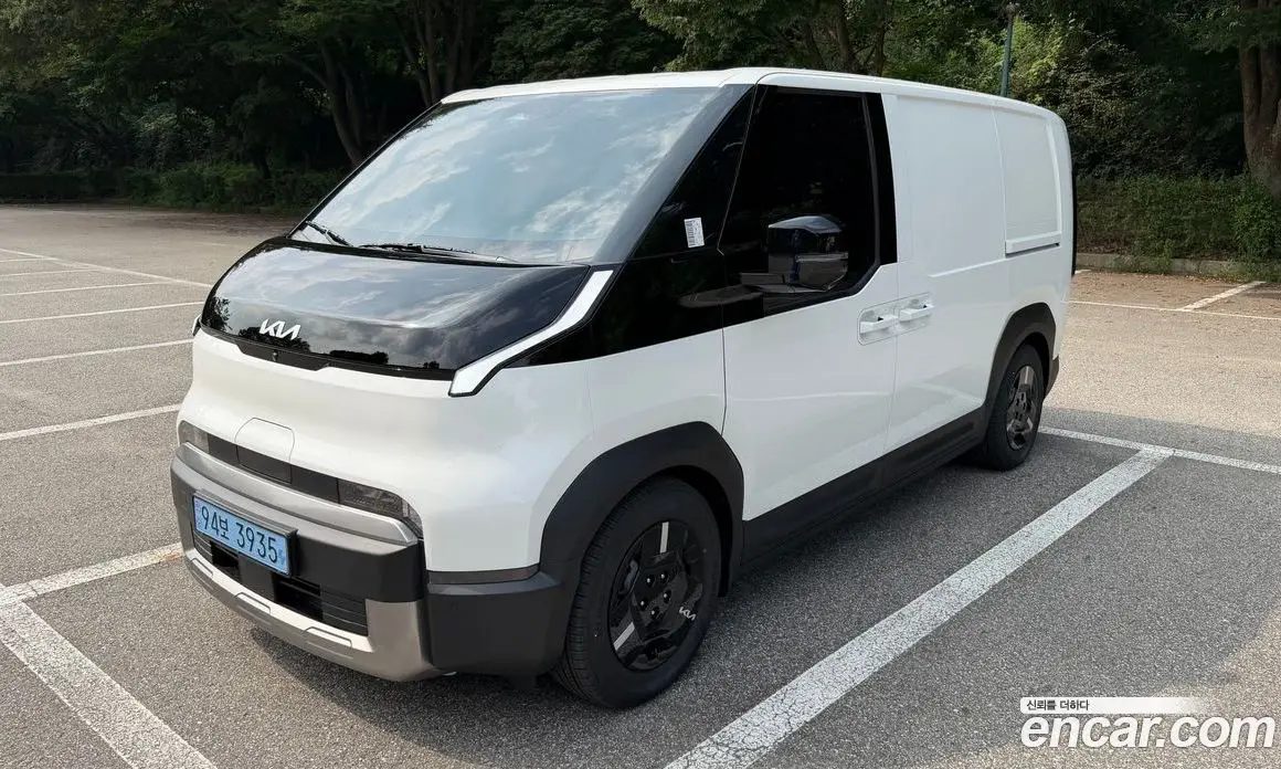 Kia PV5 2026 2.0 автомат (гидро), фото 8
