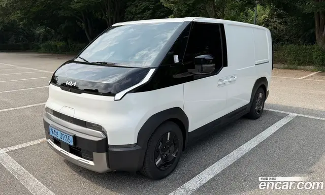 Kia PV5 2026 2.0 автомат (гидро), миниатюра 8