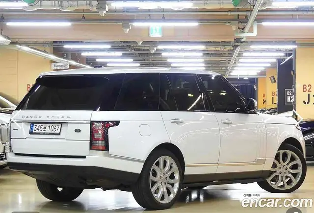 Land Rover Range Rover 2015 5.0 автомат (гидро), миниатюра 3 Land Rover Range Rover 2015 5.0 автомат (гидро), миниатюра 3