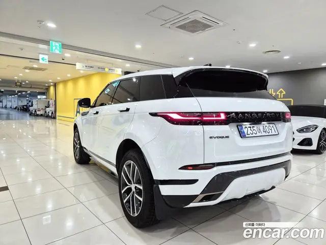 Land Rover Range Rover Evoque 2025 2.0 автомат (гидро), миниатюра 3 Land Rover Range Rover Evoque 2025 2.0 автомат (гидро), миниатюра 3