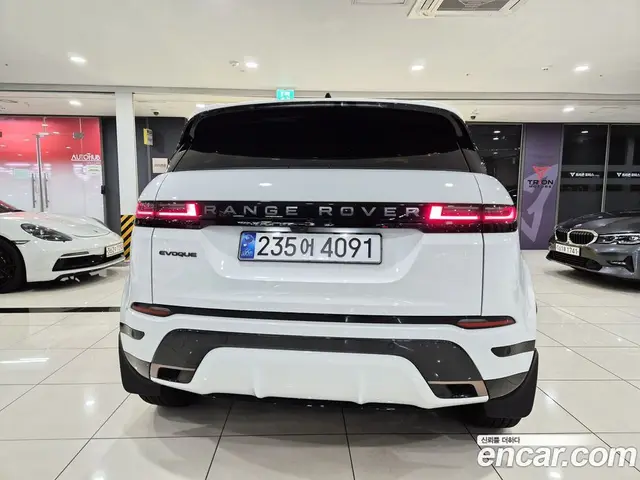 Land Rover Range Rover Evoque 2025 2.0 автомат (гидро), миниатюра 5 Land Rover Range Rover Evoque 2025 2.0 автомат (гидро), миниатюра 5