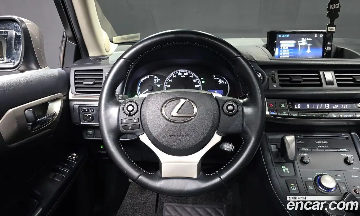 Lexus CT200h 2017 1.8 автомат (гидро), фото 13