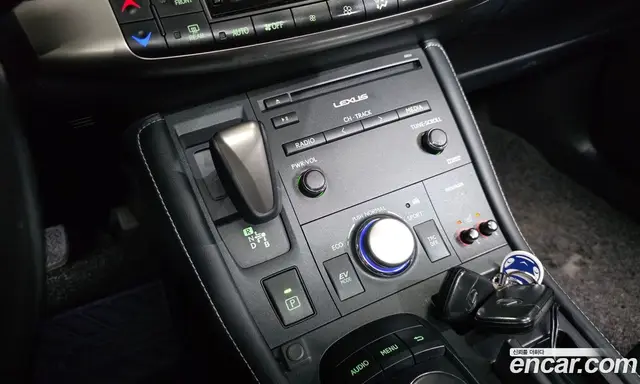 Lexus CT200h 2017 1.8 автомат (гидро), миниатюра 9