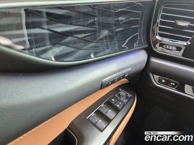 Lexus NX 2025 2.5 автомат (вариатор), миниатюра 7