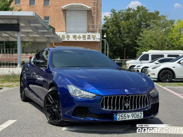 Maserati Ghibli, 2015, 114 000 км