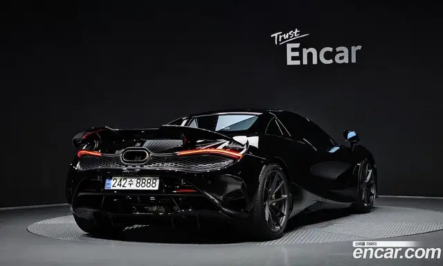 McLaren 750S 2024 4.0 автомат (гидро), миниатюра 2