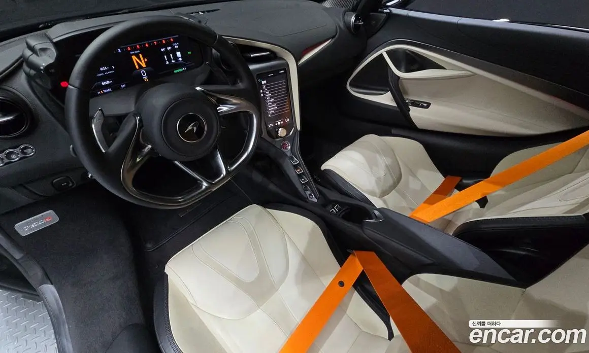 McLaren 750S 2024 4.0 автомат (гидро), фото 7