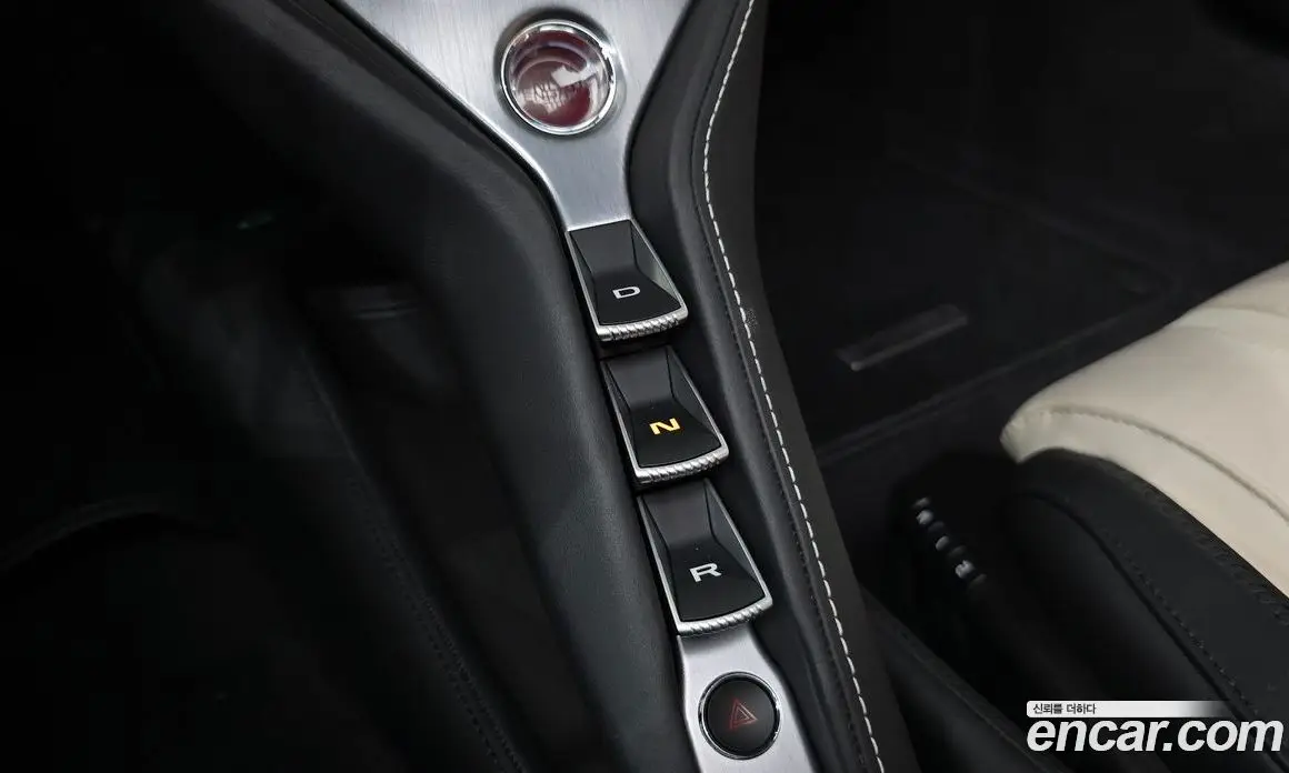 McLaren 750S 2024 4.0 автомат (гидро), фото 9