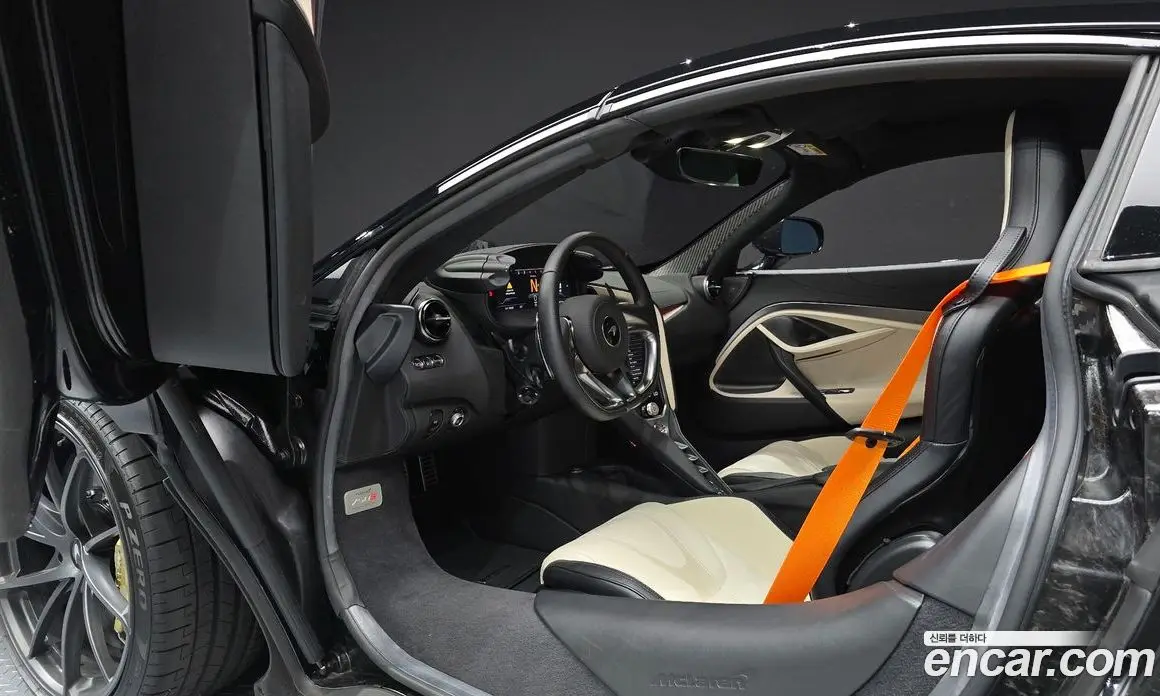 McLaren 750S 2024 4.0 автомат (гидро), фото 10