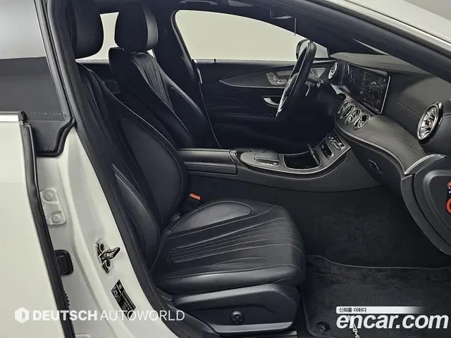 Mercedes-Benz CLS-Class 2022 3.0 автомат (гидро), миниатюра 9