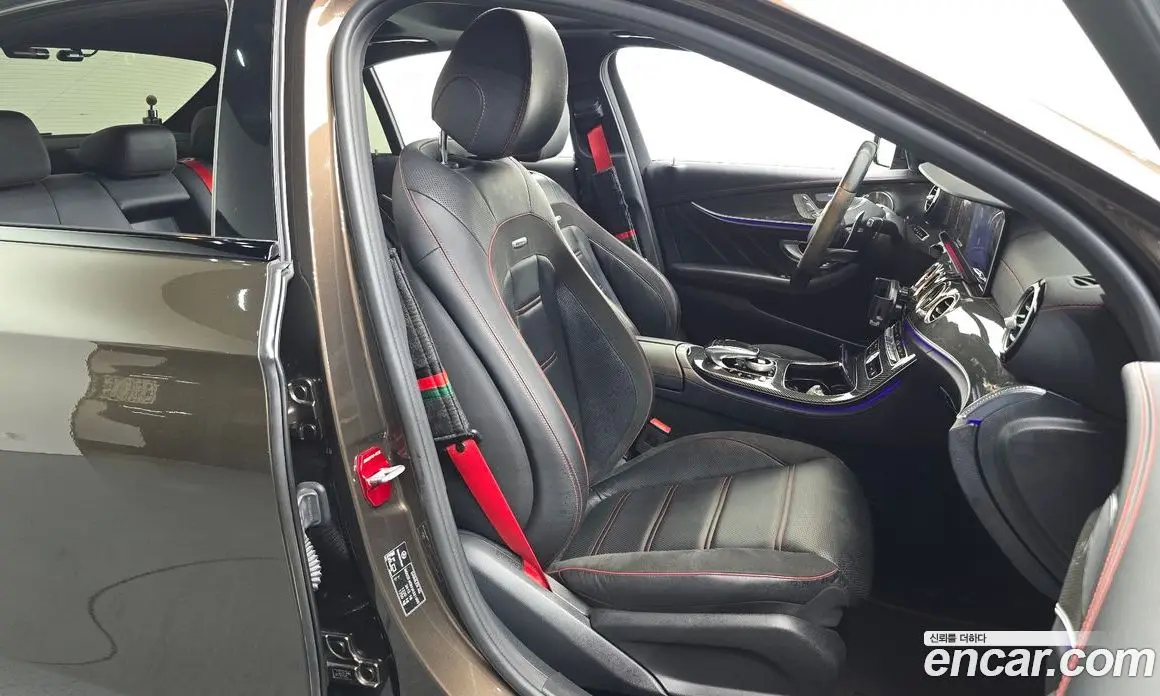 Mercedes-Benz E-Class 2017 3.0 автомат (гидро), фото 12 Mercedes-Benz E-Class 2017 3.0 автомат (гидро), фото 12