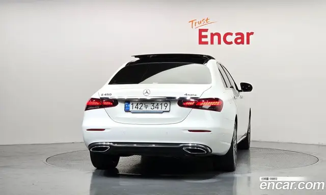 Mercedes-Benz E-Class 2022 3.0 автомат (гидро), миниатюра 4
