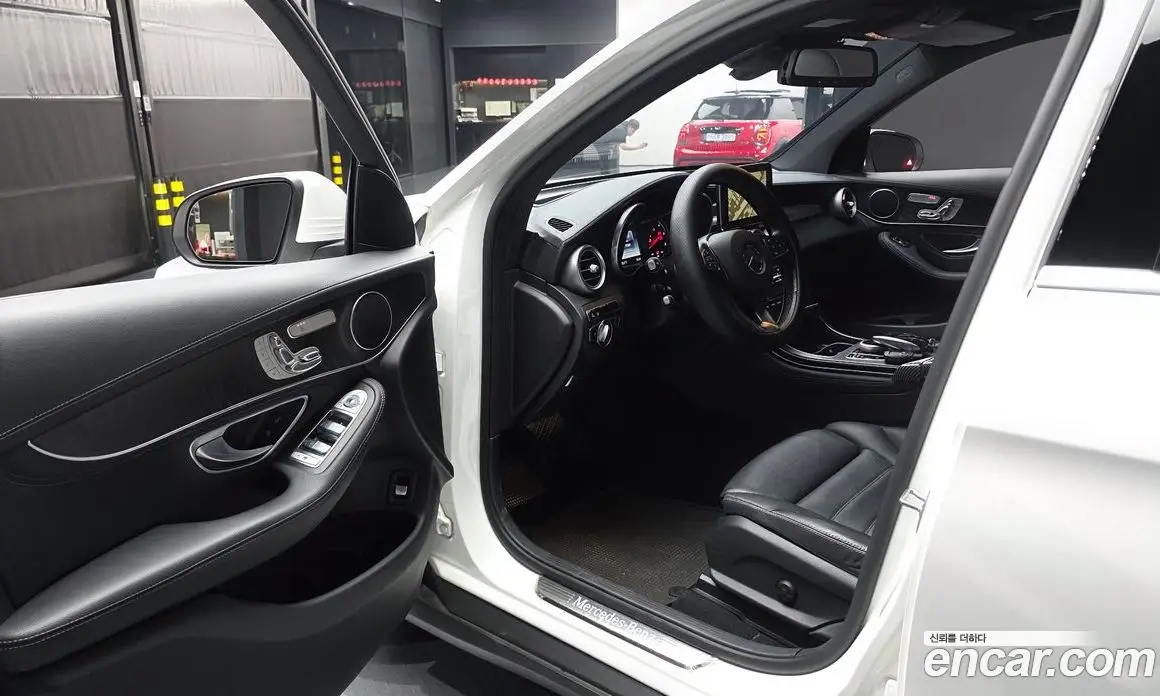 Mercedes-Benz GLC-Class 2016 2.1 автомат (гидро), фото 10 Mercedes-Benz GLC-Class 2016 2.1 автомат (гидро), фото 10