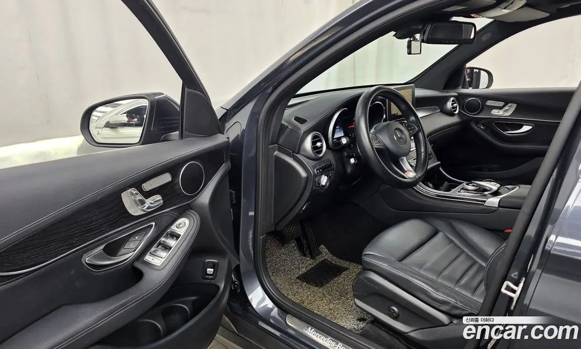 Mercedes-Benz GLC-Class 2016 2.1 автомат (гидро), фото 10 Mercedes-Benz GLC-Class 2016 2.1 автомат (гидро), фото 10