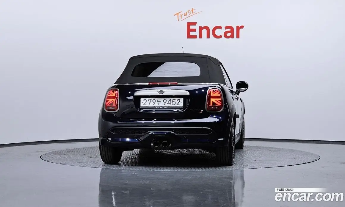 Mini Cooper Convertible 2024 2.0 автомат (гидро), фото 4 Mini Cooper Convertible 2024 2.0 автомат (гидро), фото 4