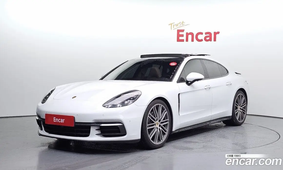 Porsche Panamera 2018 3.0 автомат (гидро), фото 1 Porsche Panamera 2018 3.0 автомат (гидро), фото 1