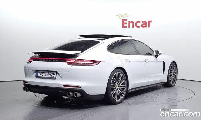 Porsche Panamera 2018 3.0 автомат (гидро), миниатюра 2 Porsche Panamera 2018 3.0 автомат (гидро), миниатюра 2