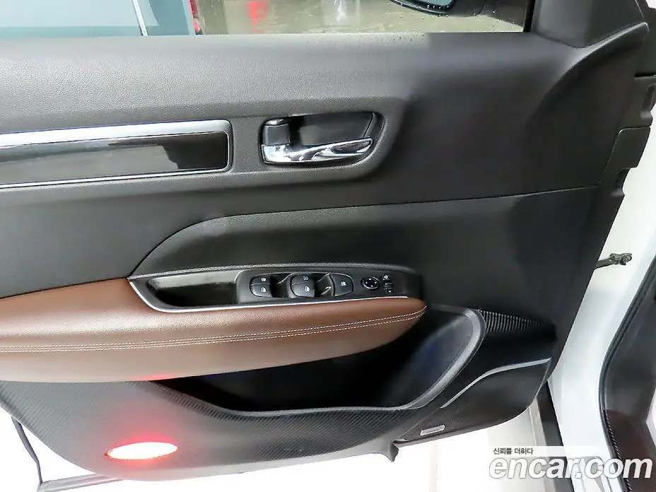 Renault (Samsung) QM6 2017 2.0 автомат (гидро), фото 14 Renault (Samsung) QM6 2017 2.0 автомат (гидро), фото 14