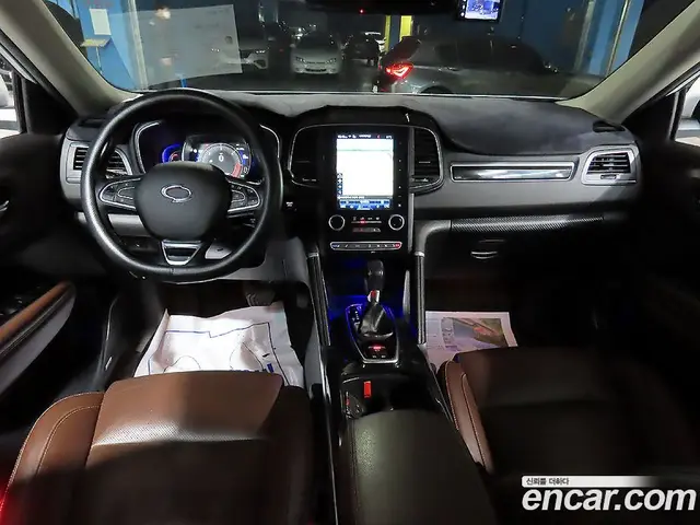 Renault (Samsung) QM6 2017 2.0 автомат (гидро), миниатюра 5 Renault (Samsung) QM6 2017 2.0 автомат (гидро), миниатюра 5