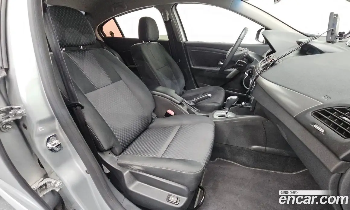 Renault (Samsung) SM3 2009 1.6 автомат (гидро), фото 12