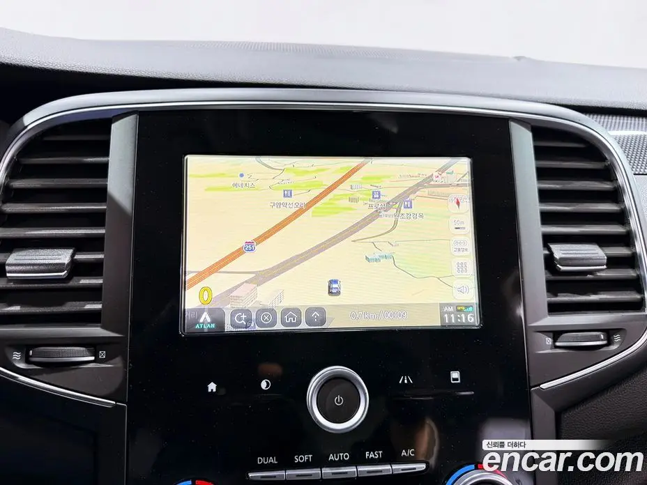 Renault (Samsung) SM6 2017 2.0 автомат (гидро), фото 12 Renault (Samsung) SM6 2017 2.0 автомат (гидро), фото 12