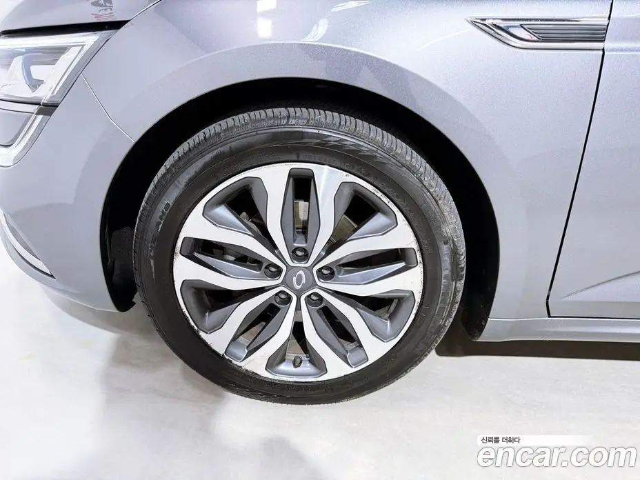 Renault (Samsung) SM6 2017 2.0 автомат (гидро), фото 20 Renault (Samsung) SM6 2017 2.0 автомат (гидро), фото 20
