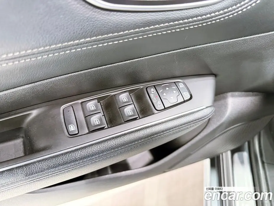 Renault (Samsung) SM6 2017 2.0 автомат (гидро), фото 8 Renault (Samsung) SM6 2017 2.0 автомат (гидро), фото 8