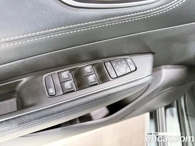 Renault (Samsung) SM6 2017 2.0 автомат (гидро), миниатюра 8 Renault (Samsung) SM6 2017 2.0 автомат (гидро), миниатюра 8