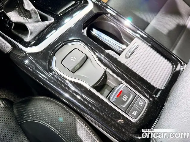 Renault (Samsung) SM6 2017 2.0 автомат (гидро), миниатюра 10 Renault (Samsung) SM6 2017 2.0 автомат (гидро), миниатюра 10