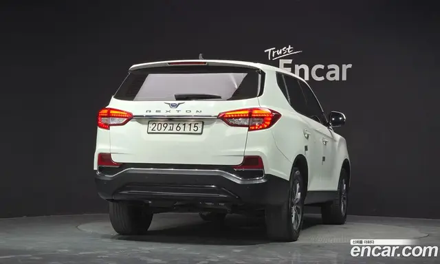 SsangYong Rexton 2019 2.2 автомат (гидро), миниатюра 4