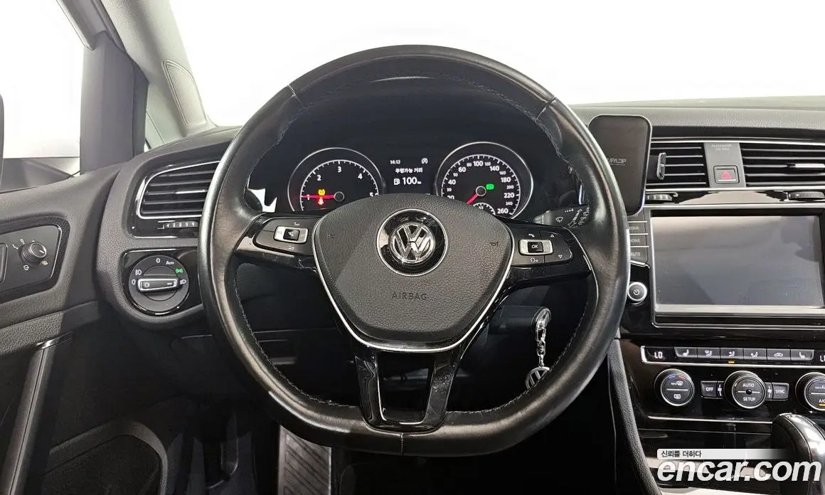 Volkswagen Golf 2014 2.0 автомат (гидро), фото 12 Volkswagen Golf 2014 2.0 автомат (гидро), фото 12