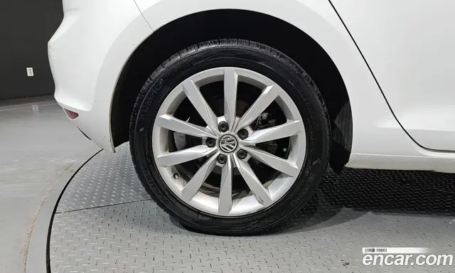 Volkswagen Golf 2014 2.0 автомат (гидро), миниатюра 5 Volkswagen Golf 2014 2.0 автомат (гидро), миниатюра 5