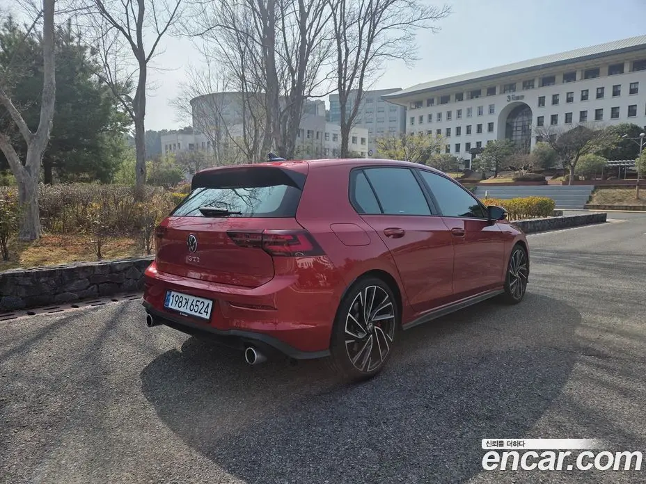Volkswagen Golf 2024 2.0 автомат (гидро), фото 14 Volkswagen Golf 2024 2.0 автомат (гидро), фото 14